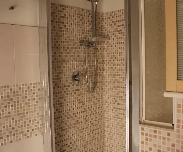 Affittacamere Casa Madè 3*